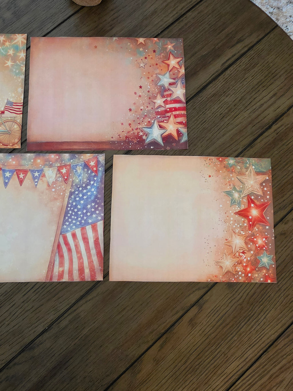 18 high-quality Fourth of July folding junk journal pages.