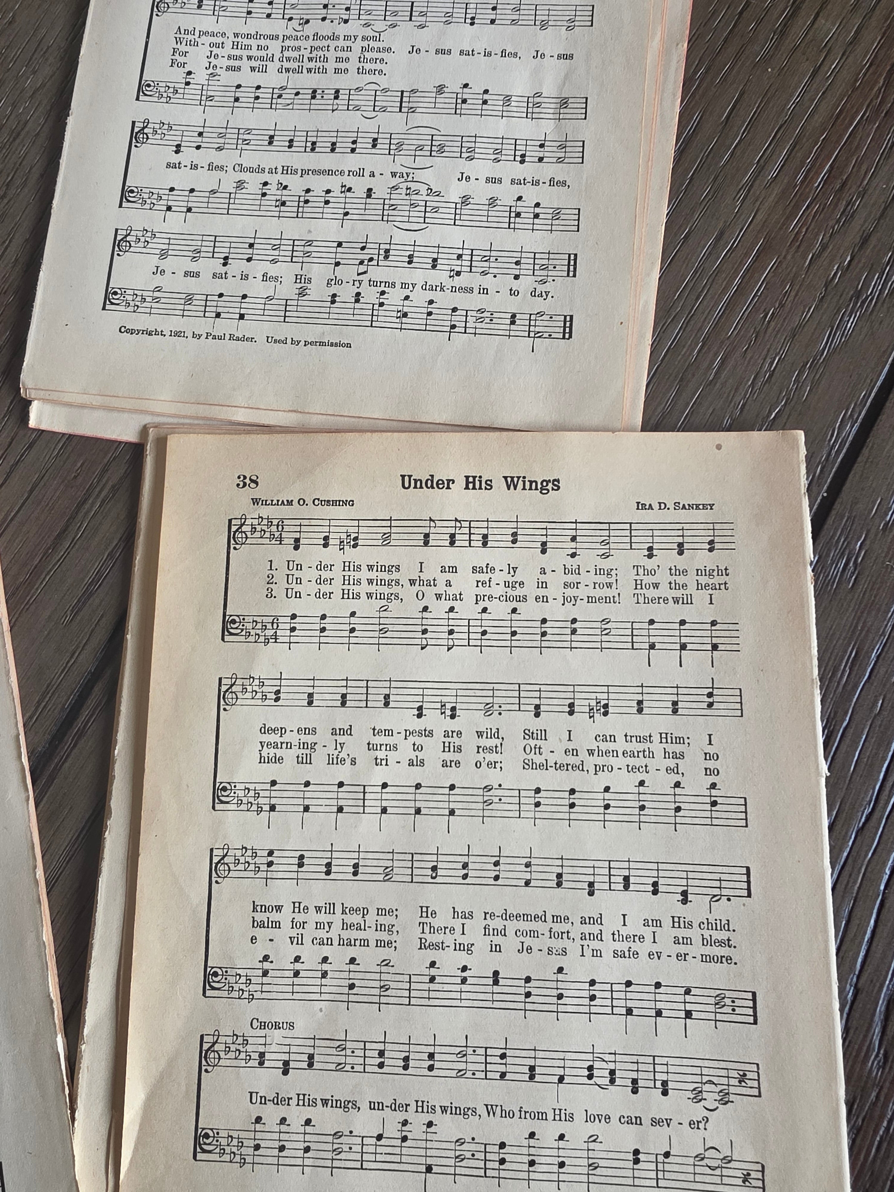 Vintage Tabernacle hymns pages