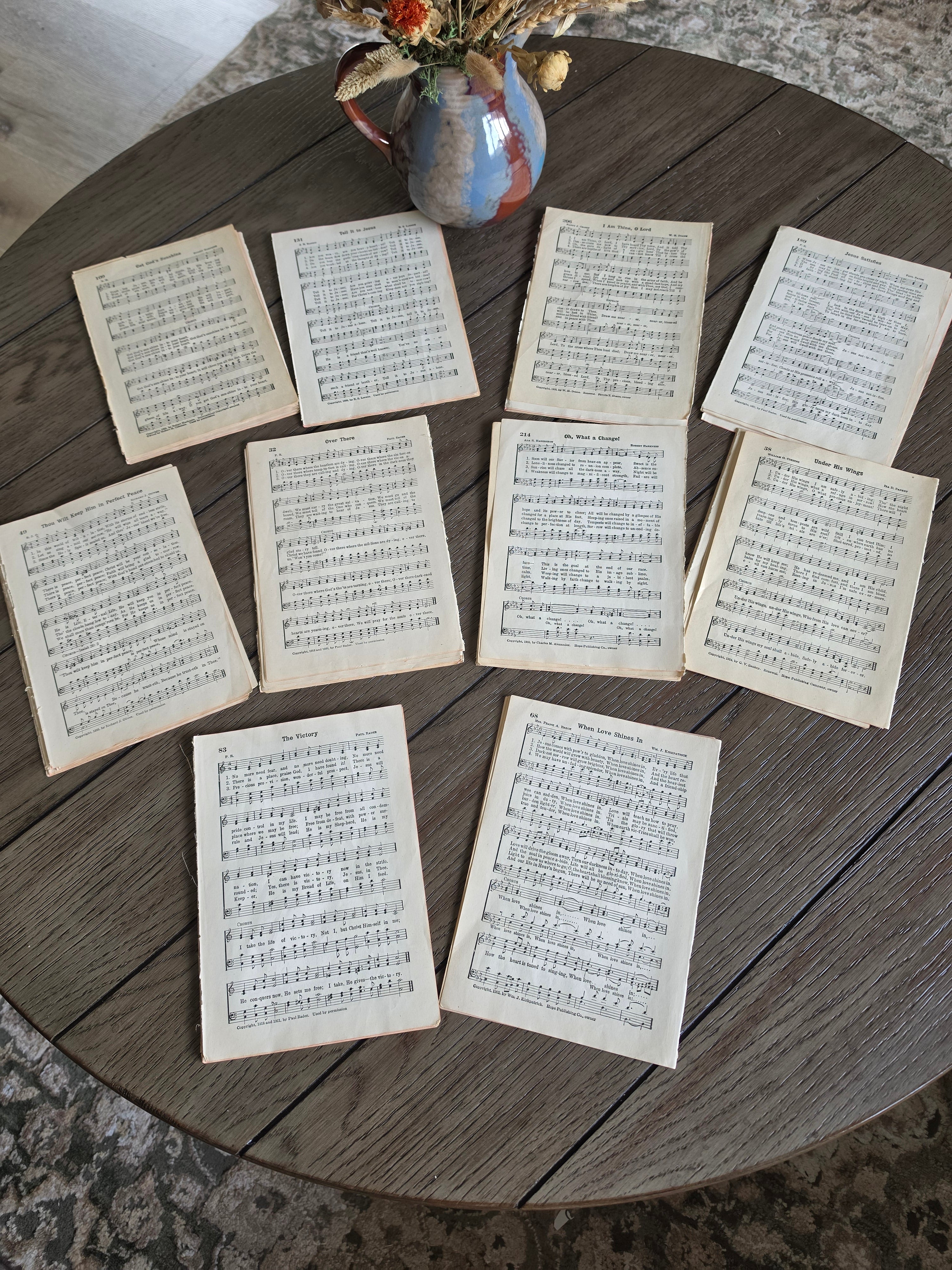 Vintage Tabernacle hymns pages
